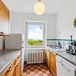 بيت للعطل 3 Bedroom Lovely In *